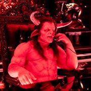 Kaznodzieja - galeria zdjęć - filmweb