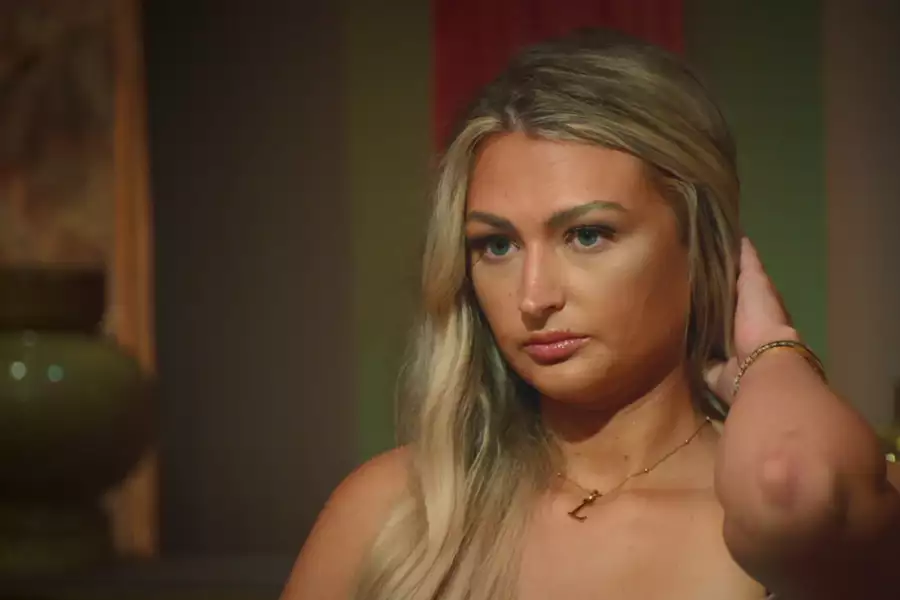 Zdrada: Niedokończone sprawy - galeria zdjęć - filmweb