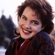 Elizabeth McGovern w Przysługa