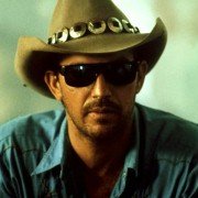 Revenge - galeria zdjęć - filmweb