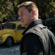 Bumblebee - galeria zdjęć - filmweb