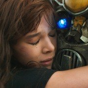 Bumblebee - galeria zdjęć - filmweb