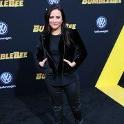 Bumblebee - galeria zdjęć - filmweb