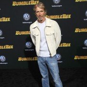 Bumblebee - galeria zdjęć - filmweb