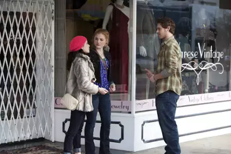 The Nine Lives of Chloe King - galeria zdjęć - filmweb