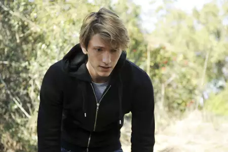 The Nine Lives of Chloe King - galeria zdjęć - filmweb