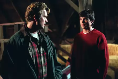 Tajemnice Smallville - galeria zdjęć - filmweb