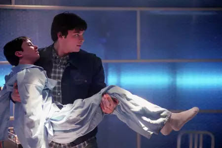Tajemnice Smallville - galeria zdjęć - filmweb