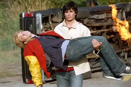 Tajemnice Smallville - galeria zdjęć - filmweb