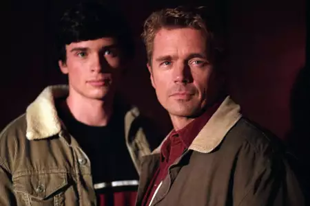 Tajemnice Smallville - galeria zdjęć - filmweb