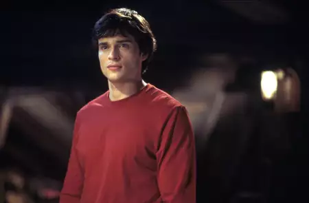 Tajemnice Smallville - galeria zdjęć - filmweb