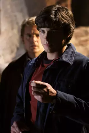 Tajemnice Smallville - galeria zdjęć - filmweb