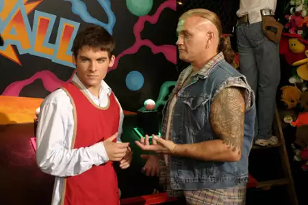 Tajemnice Smallville - galeria zdjęć - filmweb