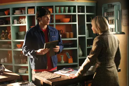 Tajemnice Smallville - galeria zdjęć - filmweb