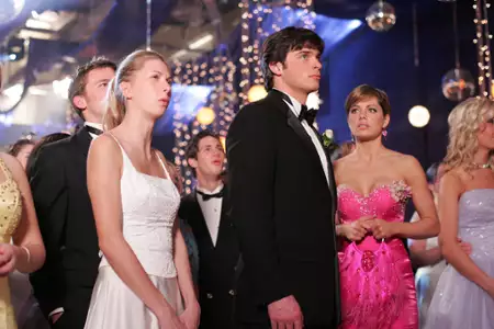 Tajemnice Smallville - galeria zdjęć - filmweb
