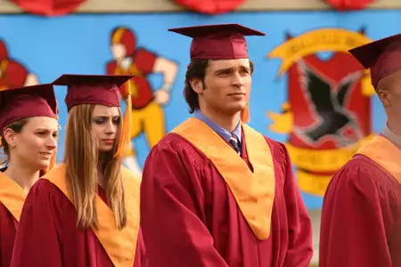Tajemnice Smallville - galeria zdjęć - filmweb