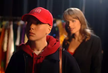 Tajemnice Smallville - galeria zdjęć - filmweb