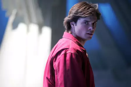 Tajemnice Smallville - galeria zdjęć - filmweb