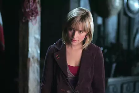 Tajemnice Smallville - galeria zdjęć - filmweb