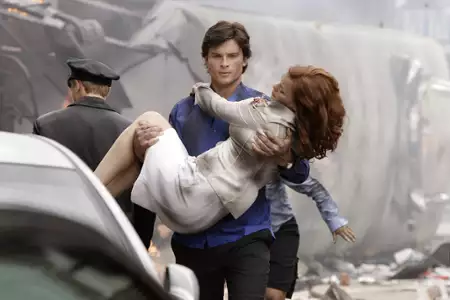 Tajemnice Smallville - galeria zdjęć - filmweb