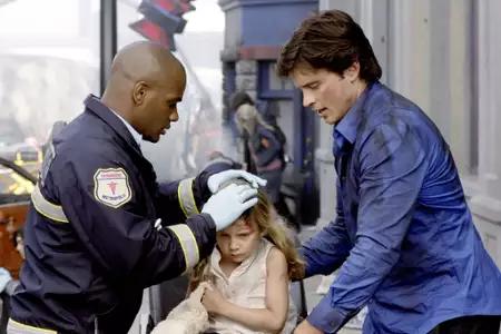 Tajemnice Smallville - galeria zdjęć - filmweb