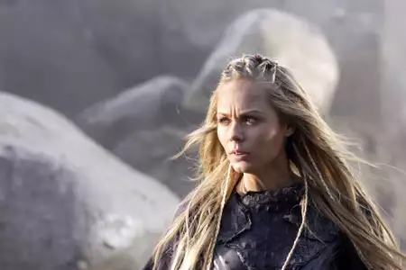 Tajemnice Smallville - galeria zdjęć - filmweb
