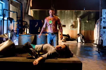 Tajemnice Smallville - galeria zdjęć - filmweb