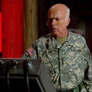 Michael Hogan w Tajemnice Smallville