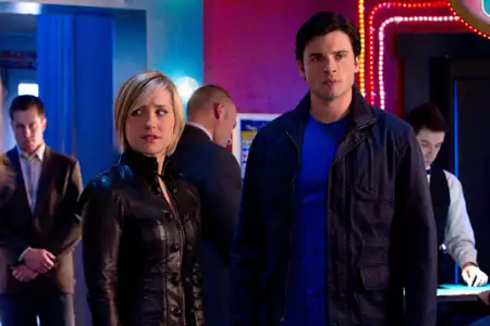 Tajemnice Smallville - galeria zdjęć - filmweb