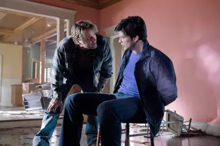 Tajemnice Smallville - galeria zdjęć - filmweb