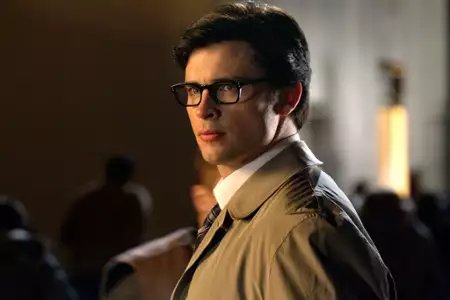 Tajemnice Smallville - galeria zdjęć - filmweb