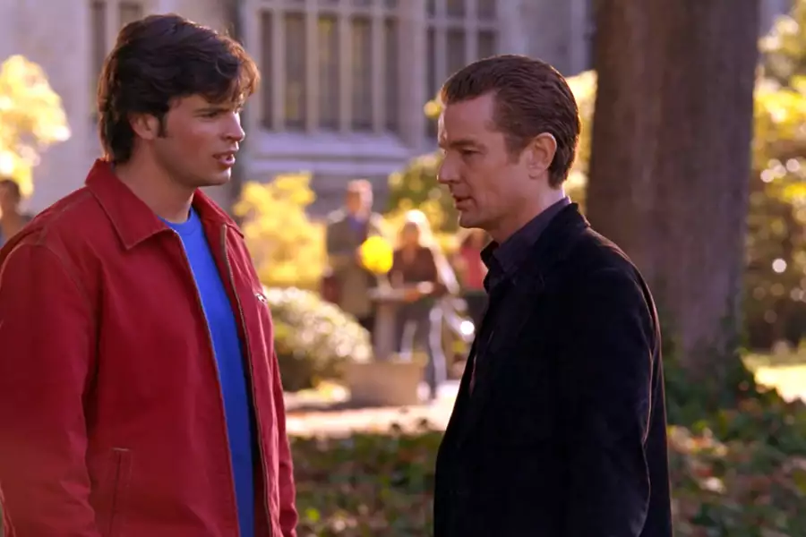 Tajemnice Smallville - galeria zdjęć - filmweb