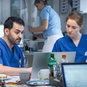 Bohaterka - galeria zdjęć - filmweb