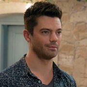 Dominic Cooper w Mamma Mia! Here We Go Again