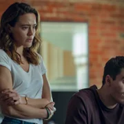 Hostage - galeria zdjęć - filmweb