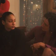 Młodsza siostra - galeria zdjęć - filmweb