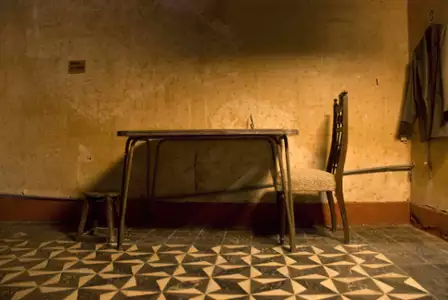 Październik - galeria zdjęć - filmweb