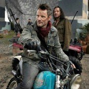 Falling Skies - galeria zdjęć - filmweb