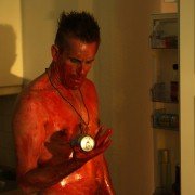 Vares: Kwietniowe dziewczęta - galeria zdjęć - filmweb