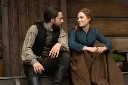 Outlander - galeria zdjęć - filmweb
