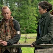 Outlander - galeria zdjęć - filmweb