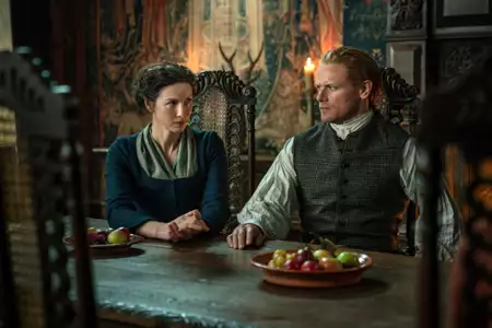 Outlander - galeria zdjęć - filmweb