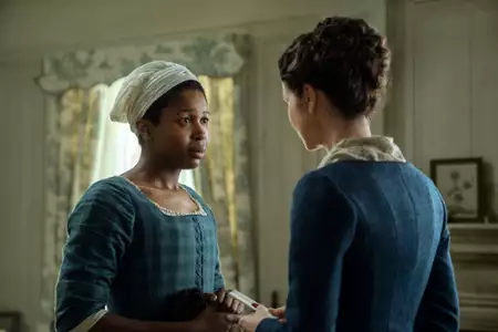 Outlander - galeria zdjęć - filmweb