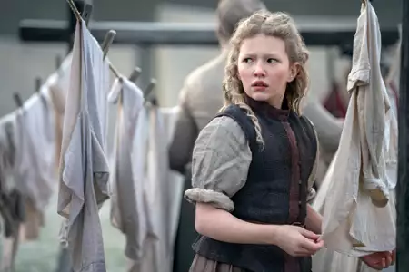 Outlander - galeria zdjęć - filmweb