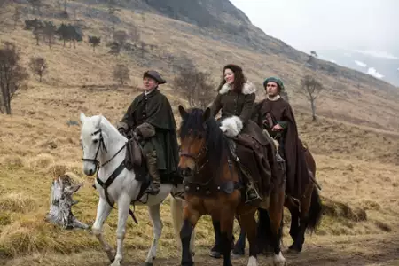 Outlander - galeria zdjęć - filmweb