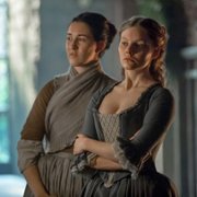 Outlander - galeria zdjęć - filmweb