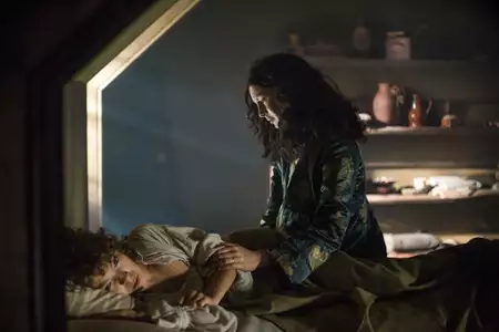 Outlander - galeria zdjęć - filmweb