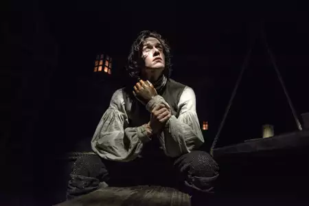 Outlander - galeria zdjęć - filmweb
