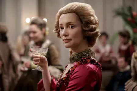 Outlander - galeria zdjęć - filmweb