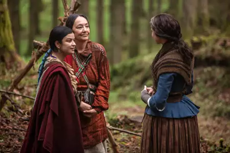 Outlander - galeria zdjęć - filmweb